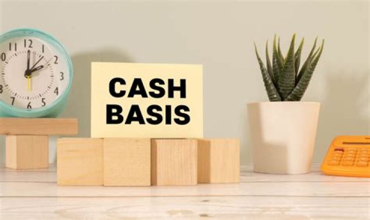 Can cash-basis taxpayer deduct accrued expenses?