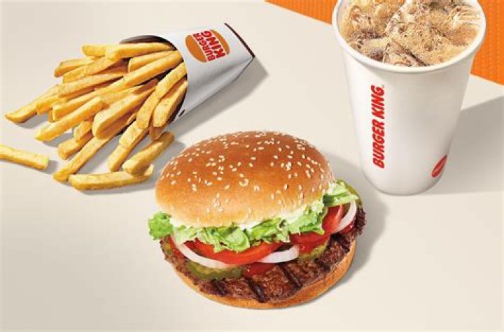 Does Burger King pay 15 an hour?