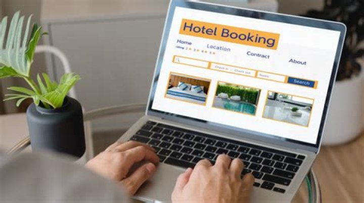 How do you get huge discounts on hotels?