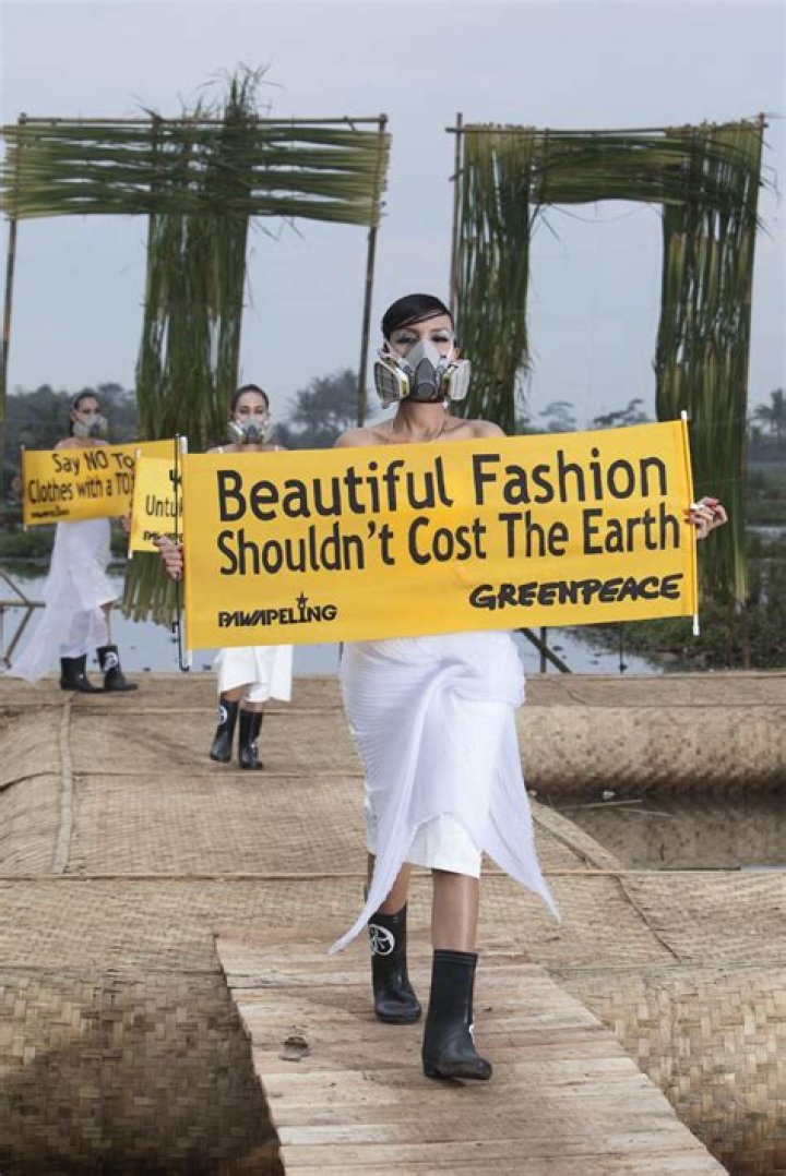 How does fashion change the world?