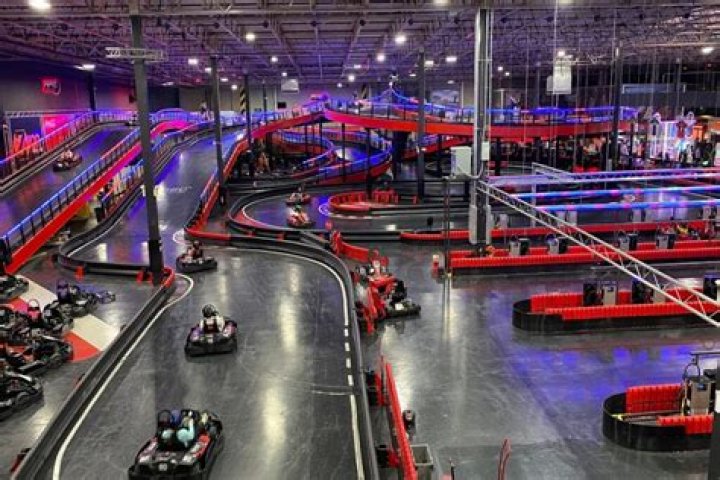How much would it cost to build a go kart race track?