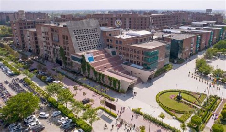 Is LPU a bad college?