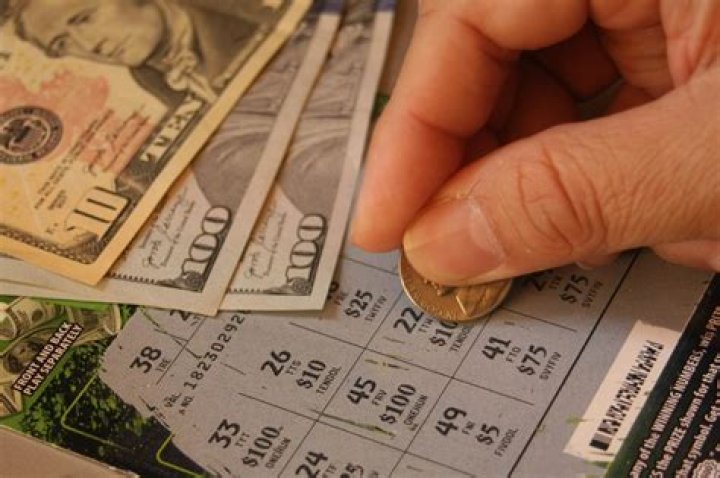 Should you take the cash option lottery?