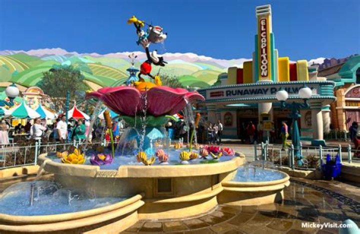 What is a cog in Toontown?