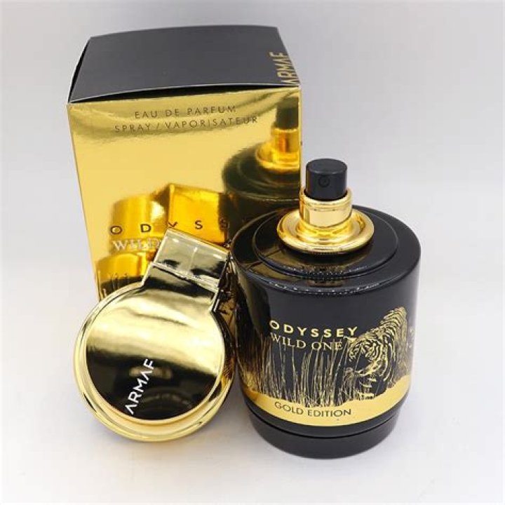 What is a person that makes perfume called?