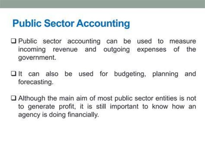 What is the objective of financial management in public sector accounting?