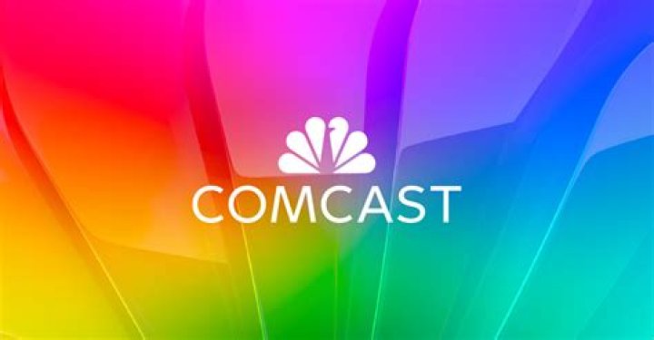What song is playing in the Comcast business commercial?