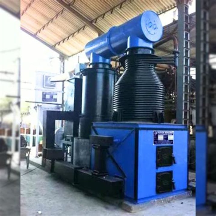 Which oil is used in thermic fluid heater?