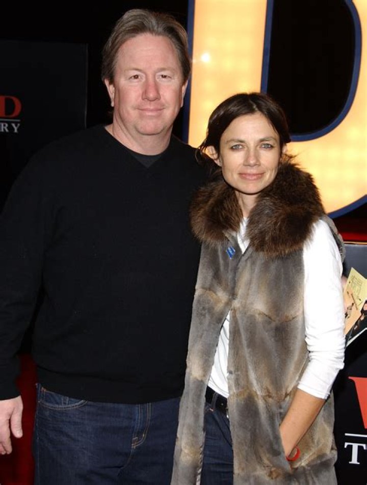Who is Mark Deans wife?