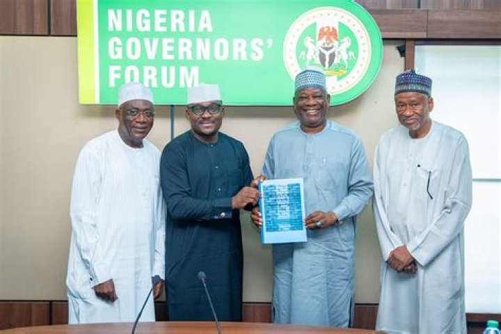 Who is the last Governor General of Nigeria?