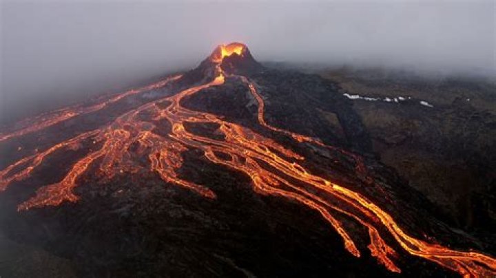 Why was a lateral eruption so much more deadly?